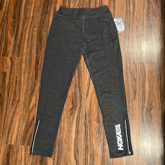 Hoka x Rabbit Performance Jogger - Picture 2 of 12